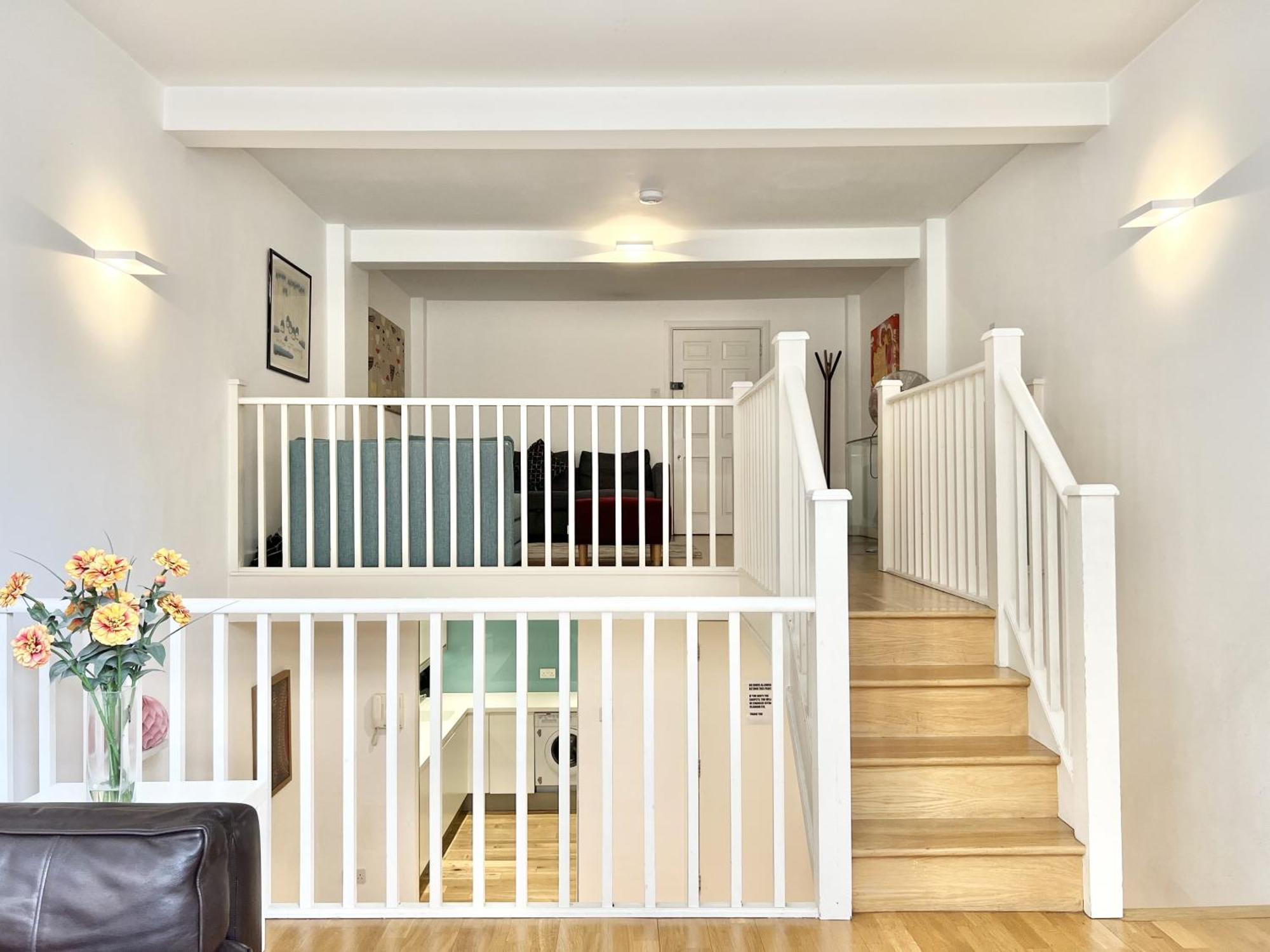 Vip Serviced Excellent Location Great Price Apartment